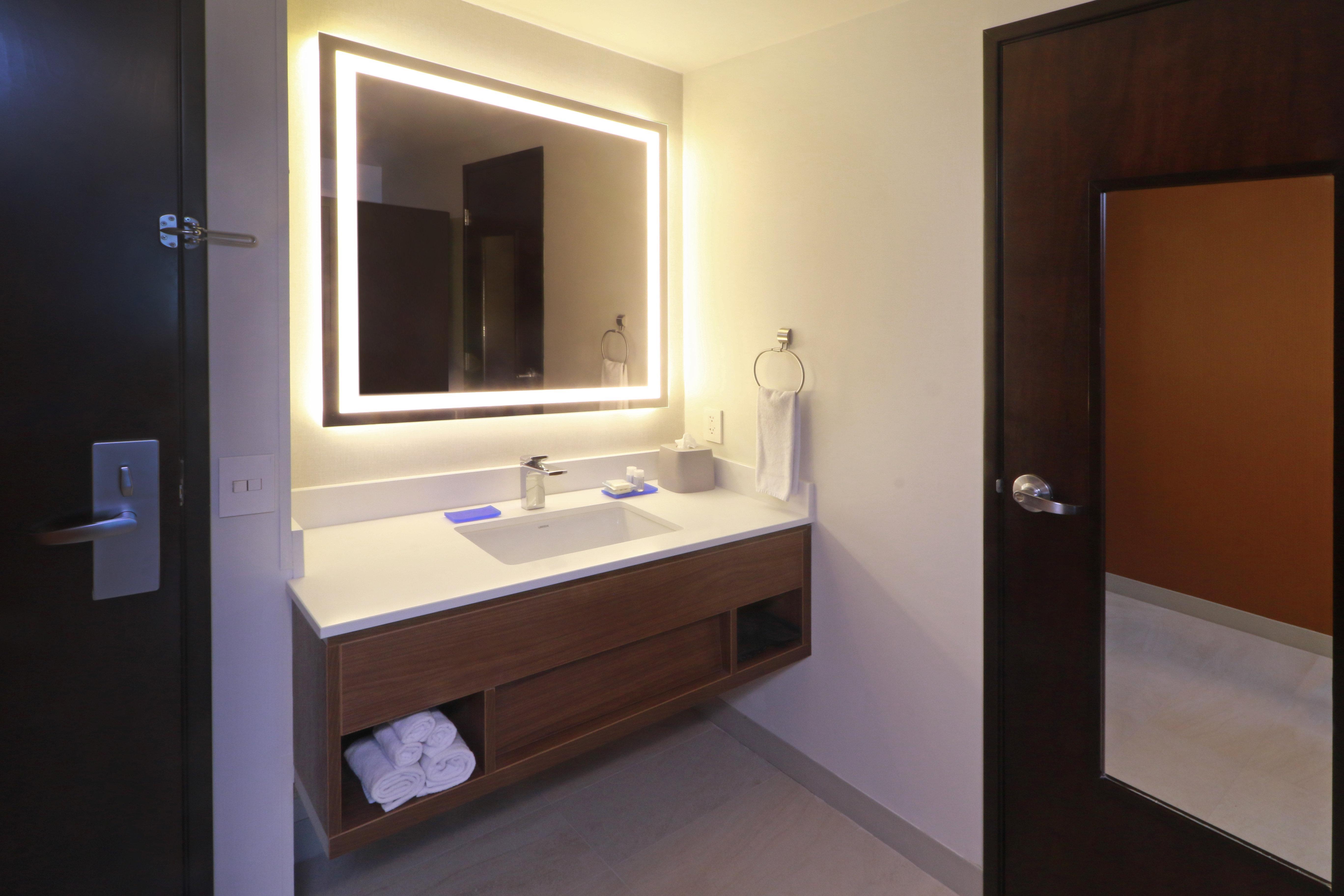 Holiday Inn Express Guadalajara Iteso By Ihg Сапопан Екстер'єр фото
