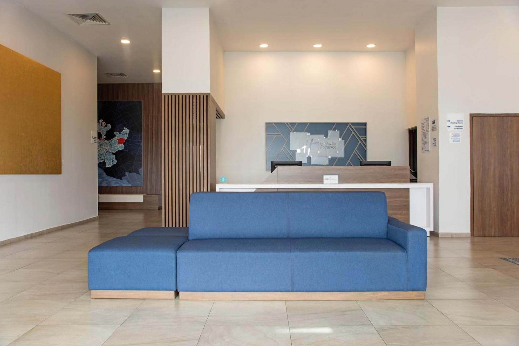 Holiday Inn Express Guadalajara Iteso By Ihg Сапопан Екстер'єр фото