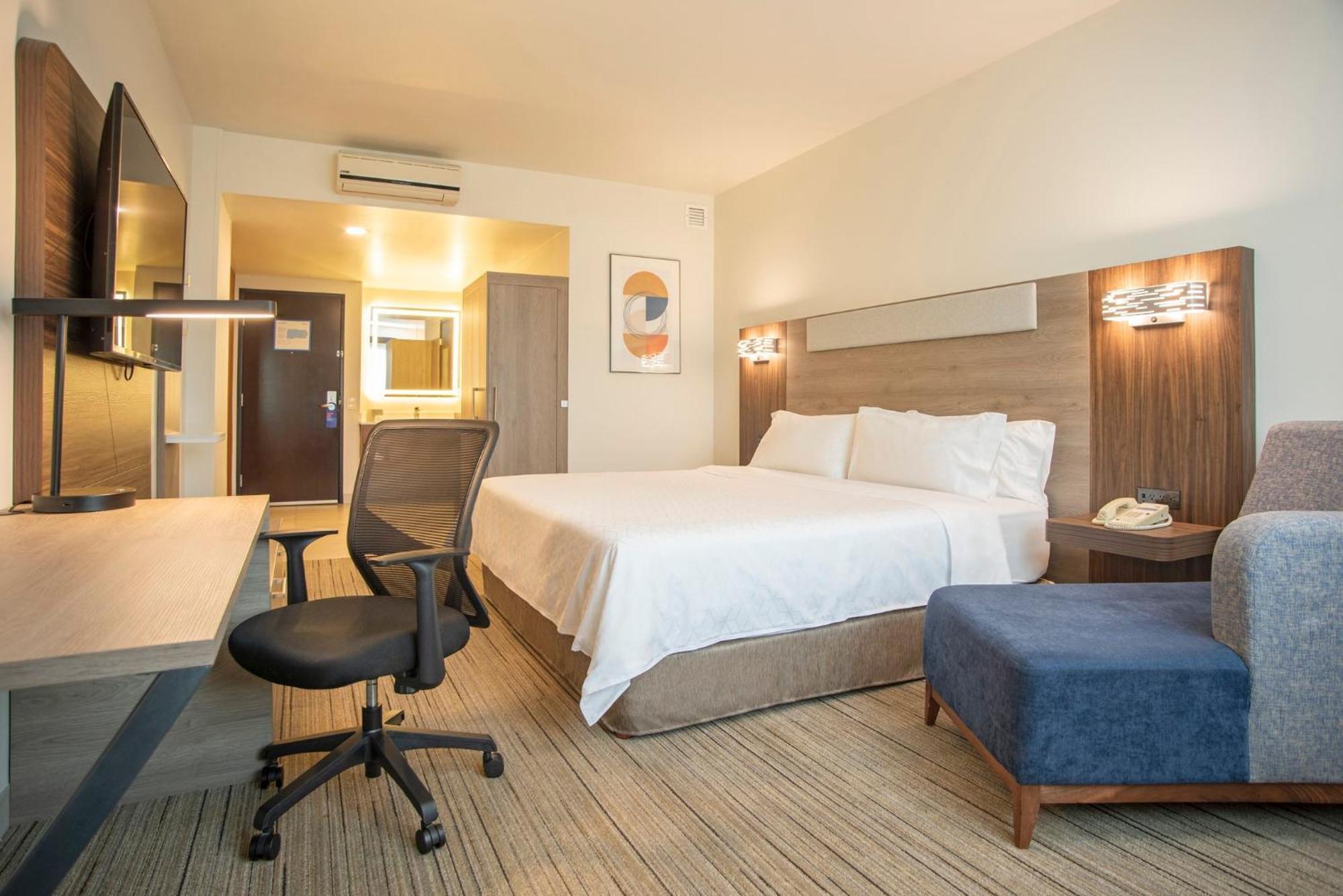 Holiday Inn Express Guadalajara Iteso By Ihg Сапопан Екстер'єр фото